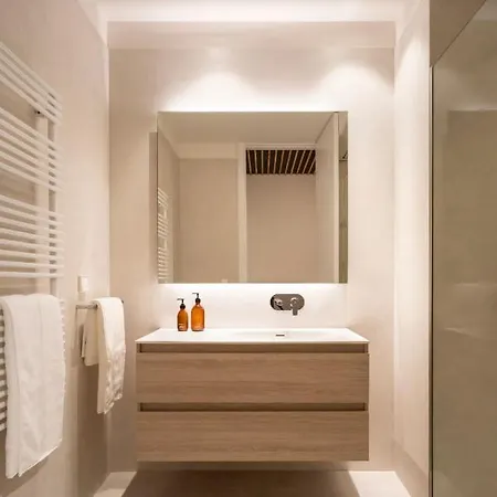 Noro Plaza Aparthotel 4*