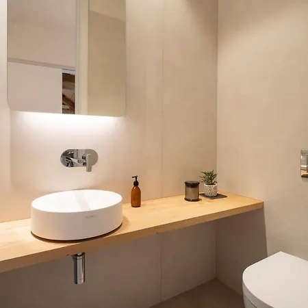 Noro Plaza 4*